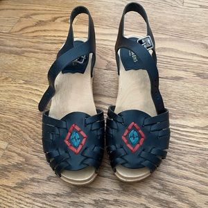 Swedish Hasbeens clogs